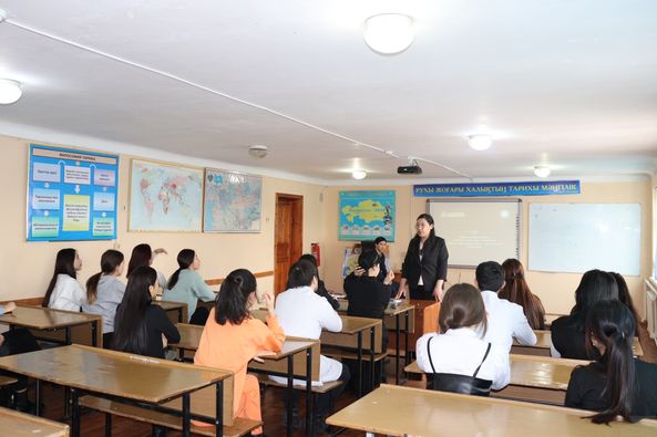 ALEM колледжінің студенттеріне «Тарих төріндегі Тараз» дәріс 