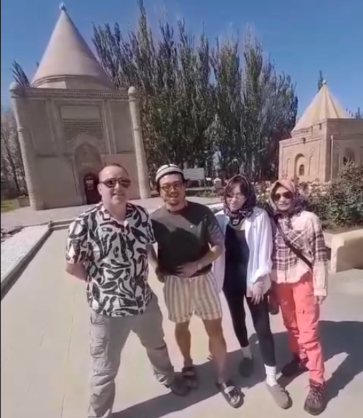 Бүгін бізге шетелден қонақтар келді!