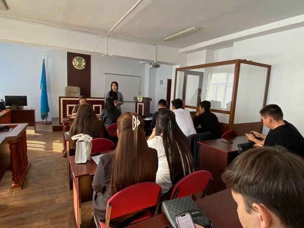  М. Х. Дулати атындағы Тараз өңірлік университетінің білімгерлеріне «Ежелгі Тараз ескерткіштерінің құпиялары»  тақырыбында дәріс 