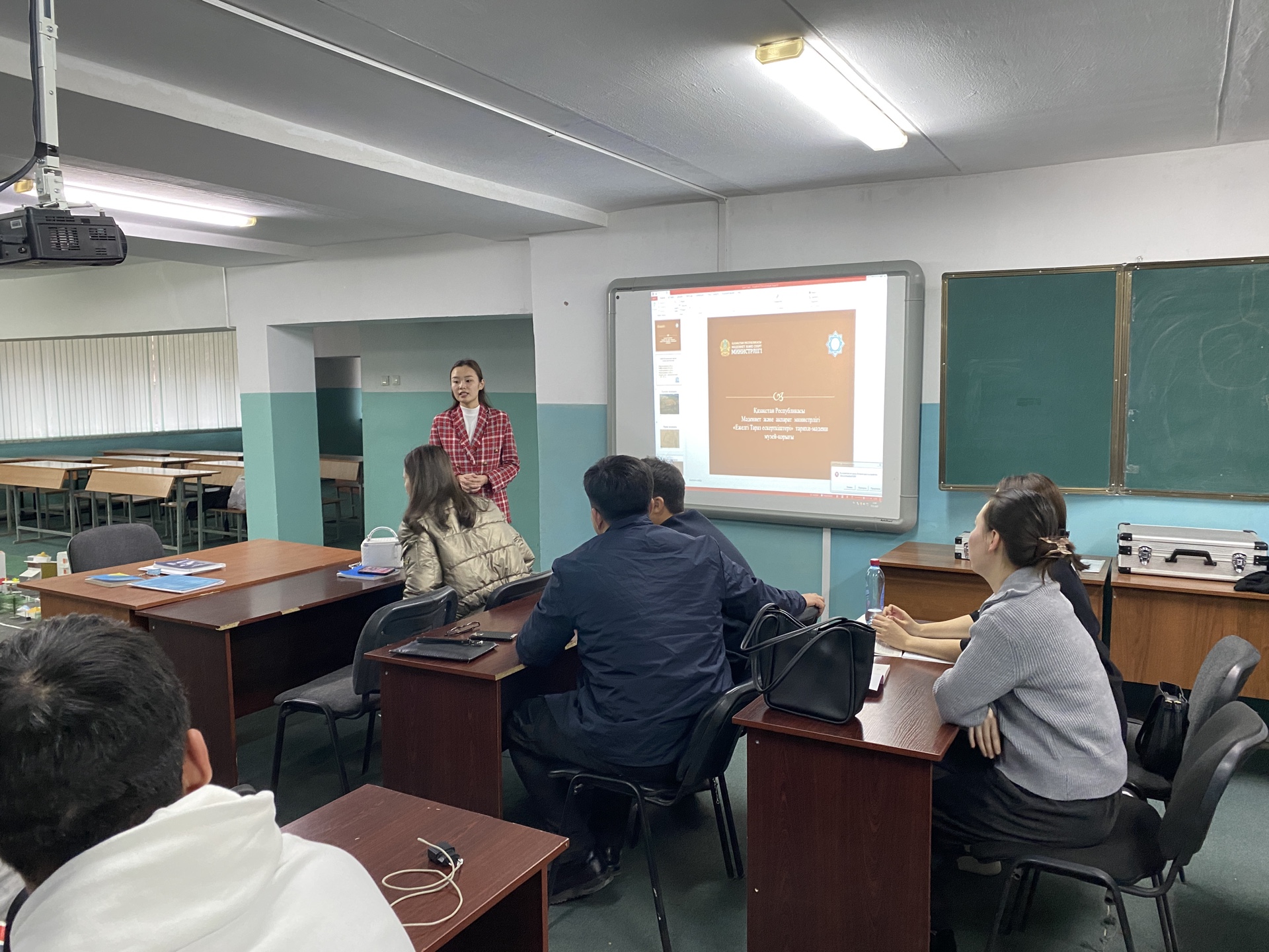 «Берікқара қорымы – темір дәуірінің діни-мемориалдық кешені» тақырыбында мазмұнды дәріс өткізілді