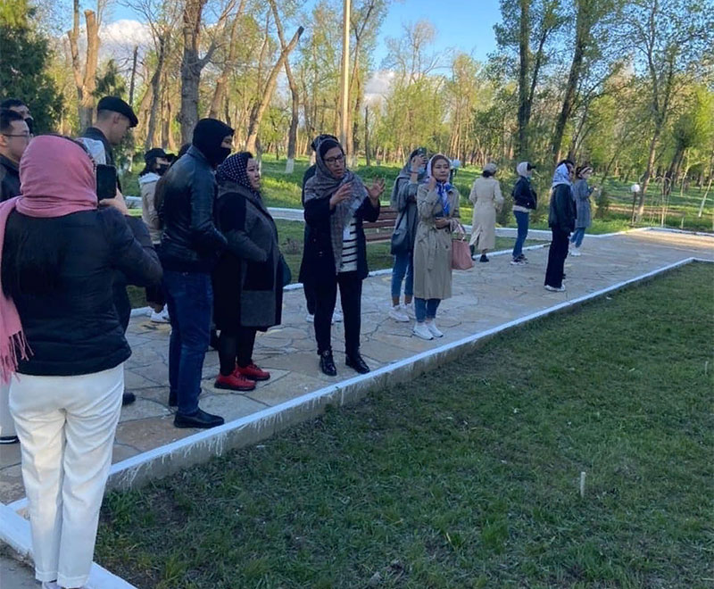 Танымдық саяхат өткізді