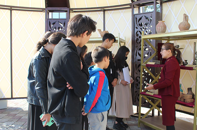 «Жетістікке жетелеген-30 жыл» атты жылжымалы көрме ұйымдастырылды