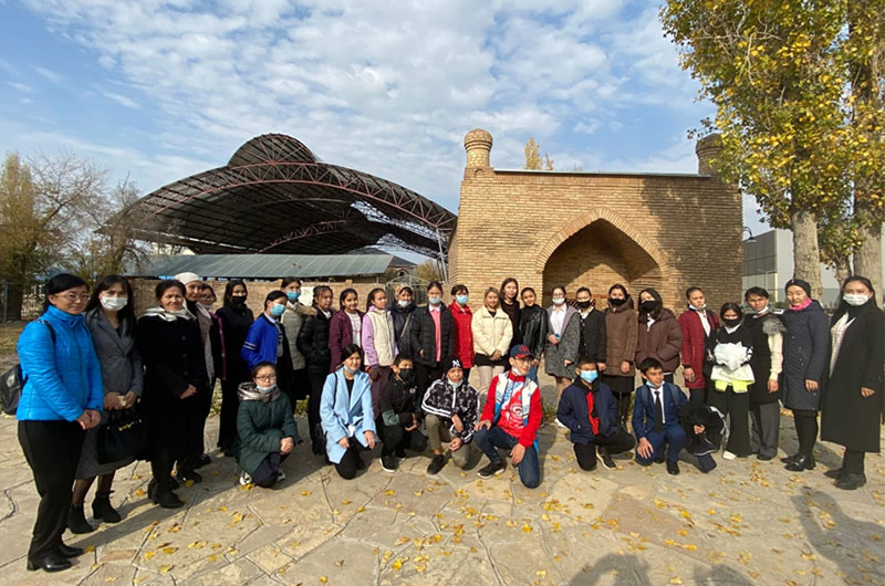 Мектеп оқушылары мен ұстаздарға арнап экскурсия жүргізілді