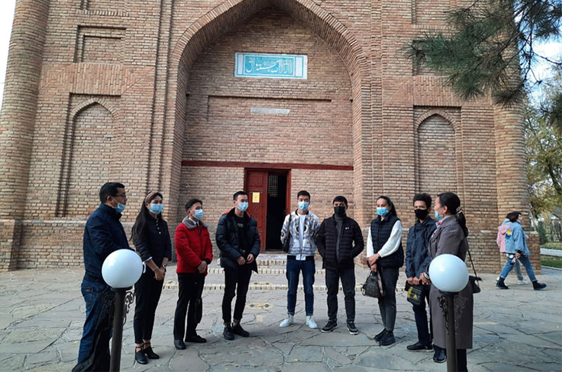 Университет білімгерлеріне тақырыптық экскурсия жүргізілді