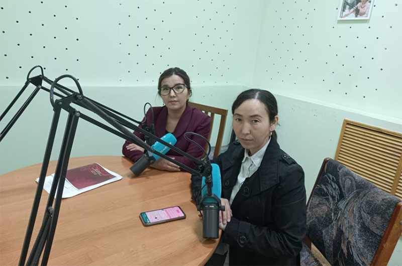 Апталық радиохабарға сұхбат берді